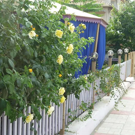 Strajica Otel