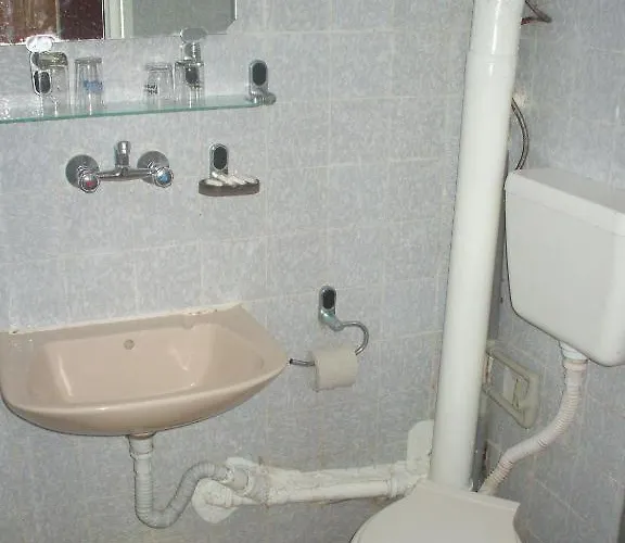 Strajica 호텔 로제넷츠